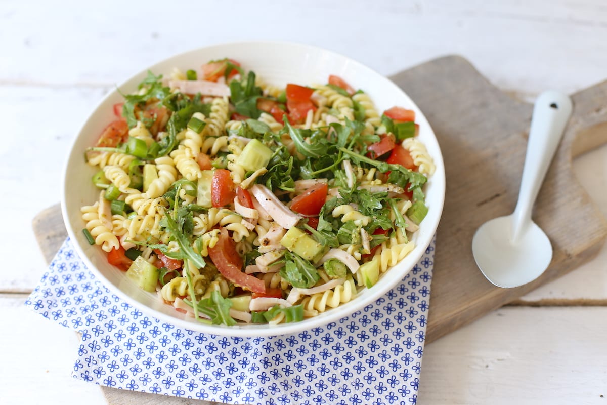 Verbazingwekkend Frisse & zomerse pastasalade - Lekker en Simpel ND-03