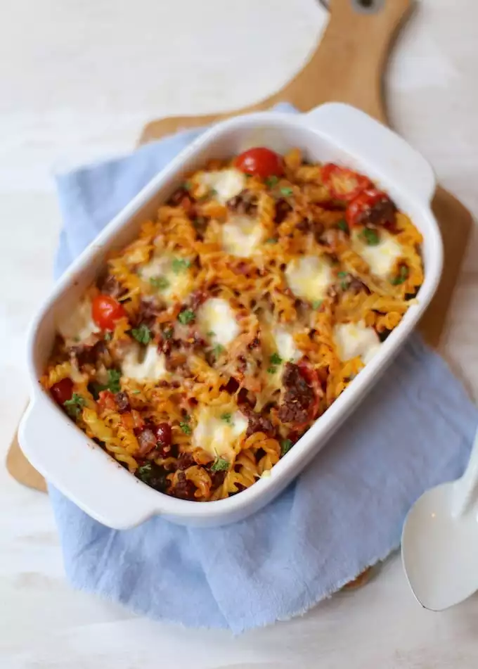 Pastaovenschotel met gehakt lekker basisrecept! Lekker en Simpel