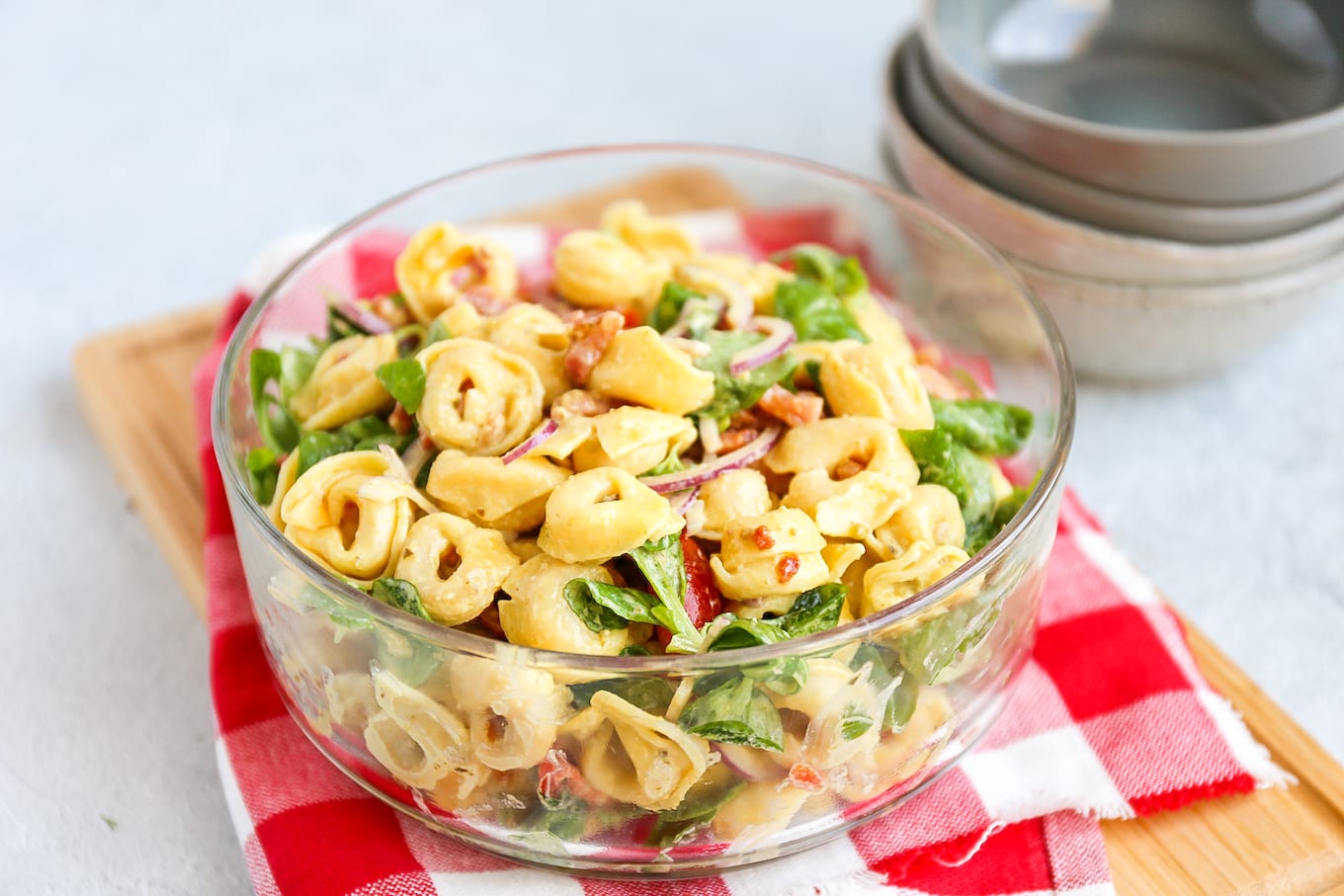 Tortellini salade met spekjes