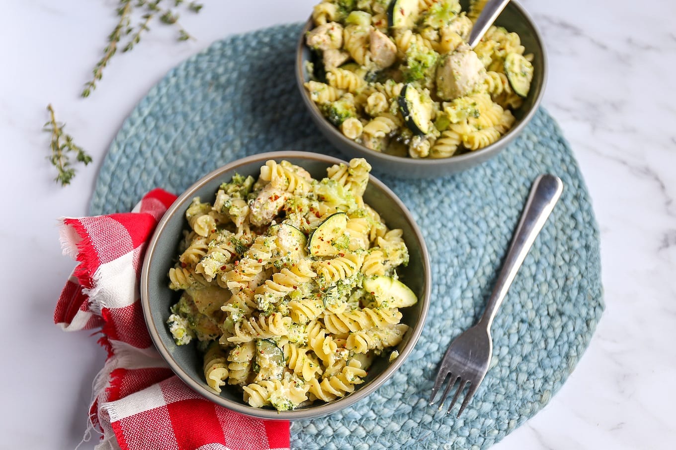 Pasta met broccoli en kip