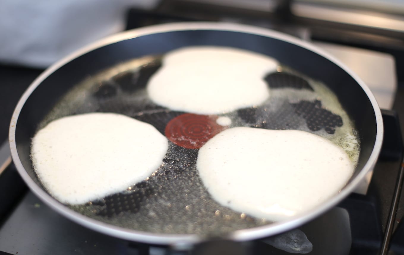 Pancakes met banaan en Griekse yoghurt