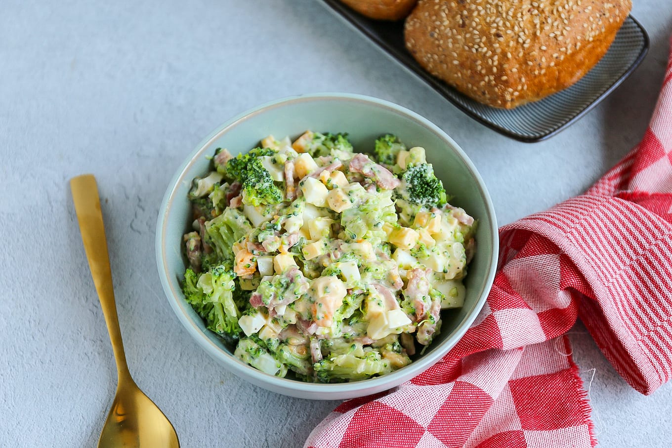 BROCCOLI SALADE