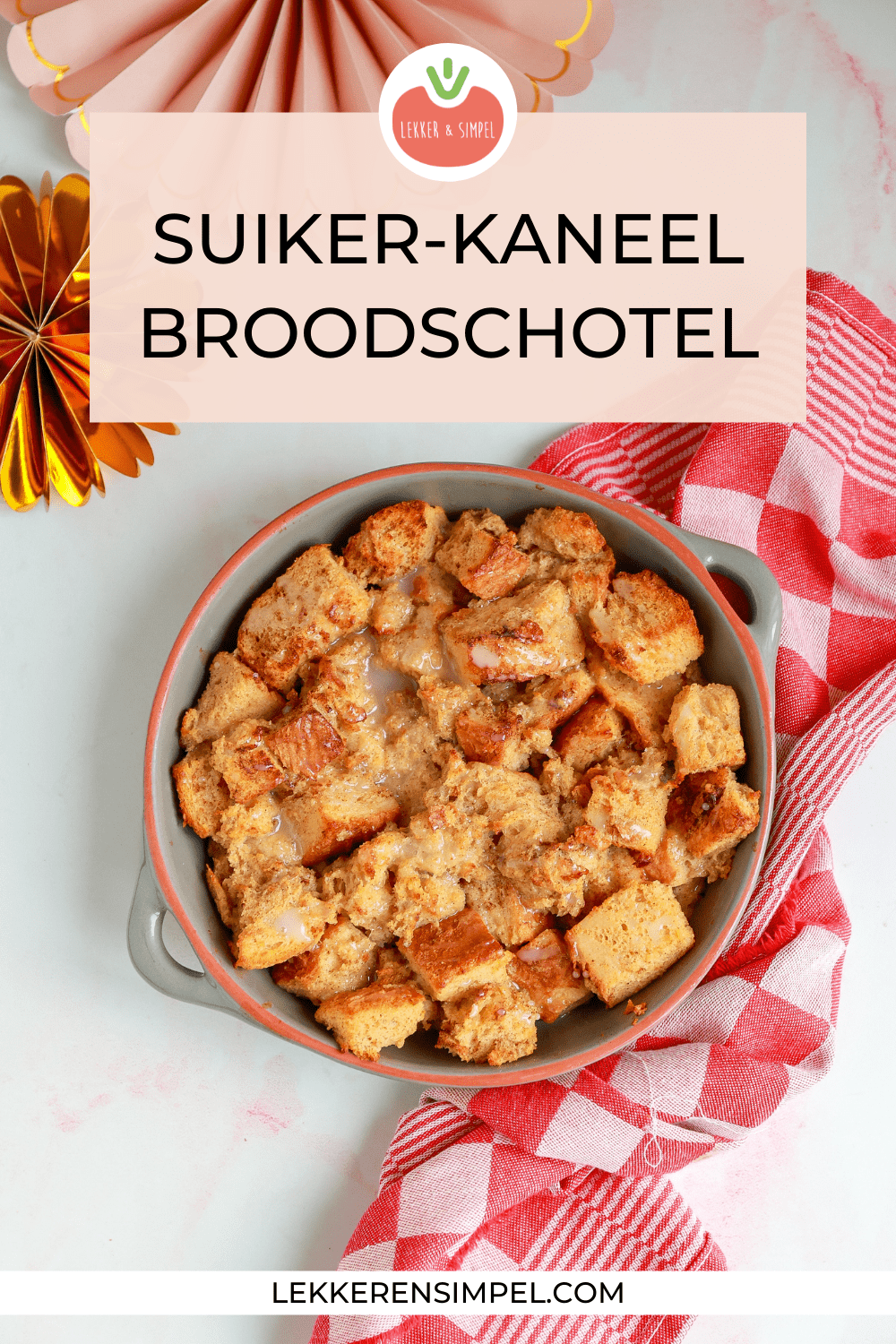 kaneel broodschotel uit de oven