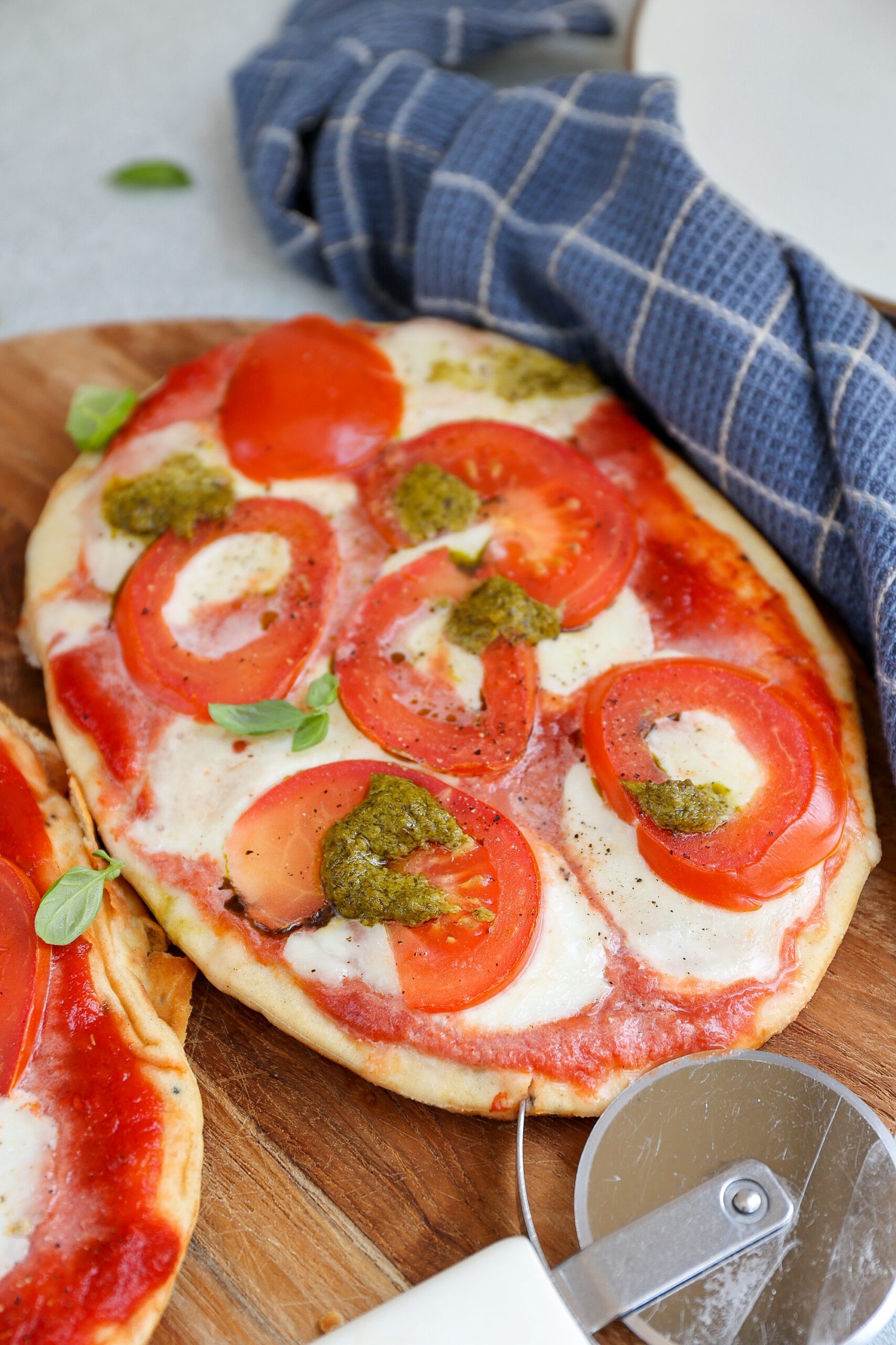 naanpizza caprese