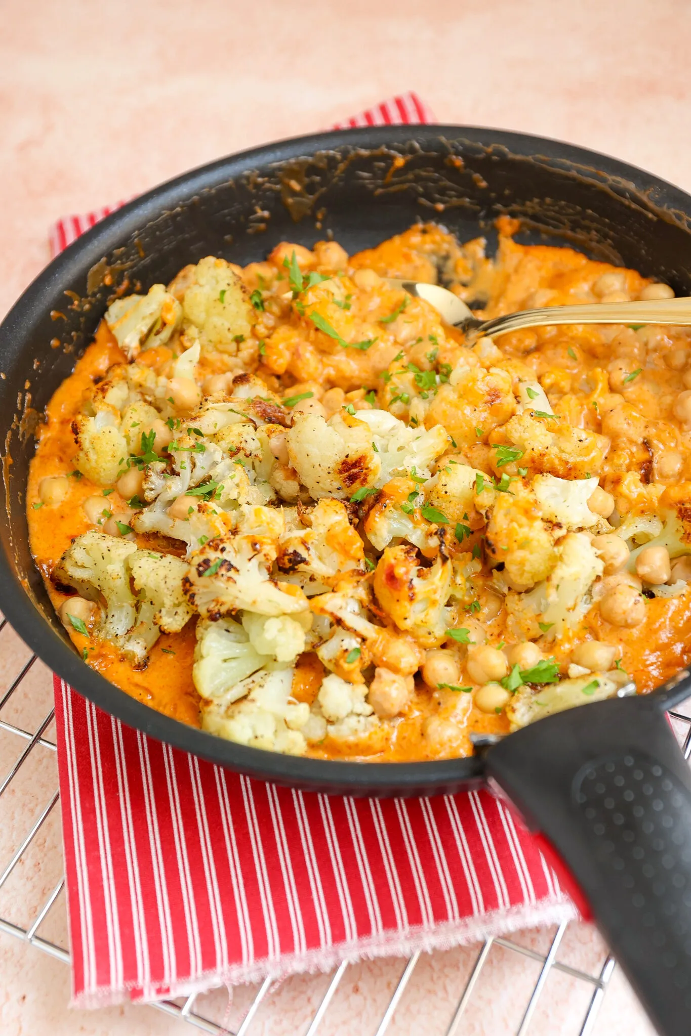 Bloemkool curry met kikkererwten Lekker en Simpel