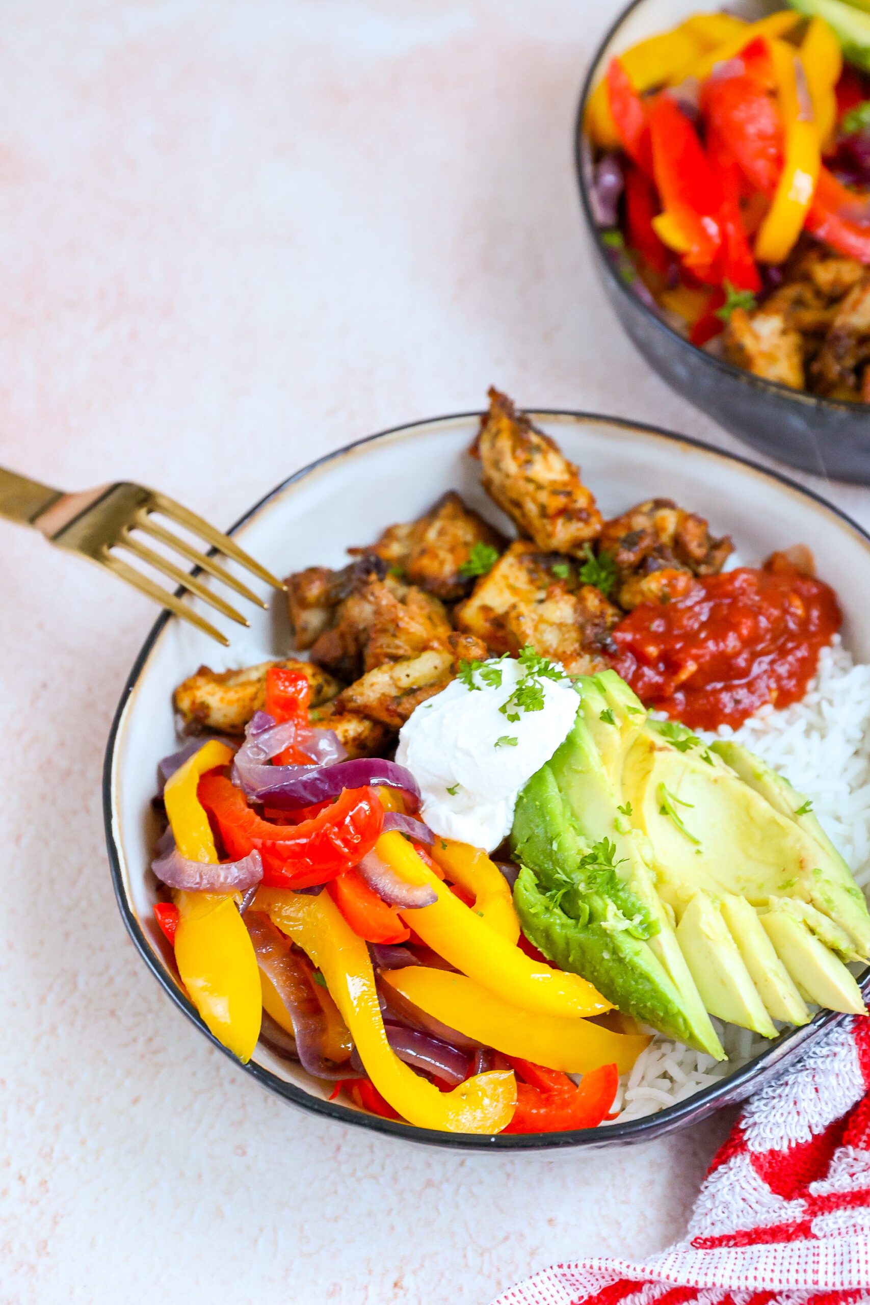 rijst bowl met met mexicaanse kip