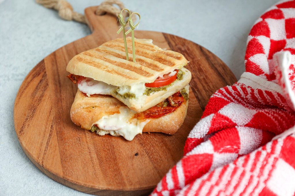 Tosti caprese