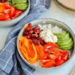 Vegetarische bowl met bonen