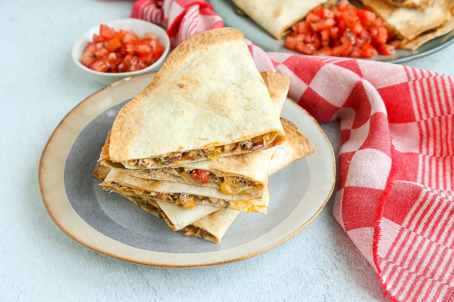 Quesadilla met gehakt uit de oven Lekker en Simpel