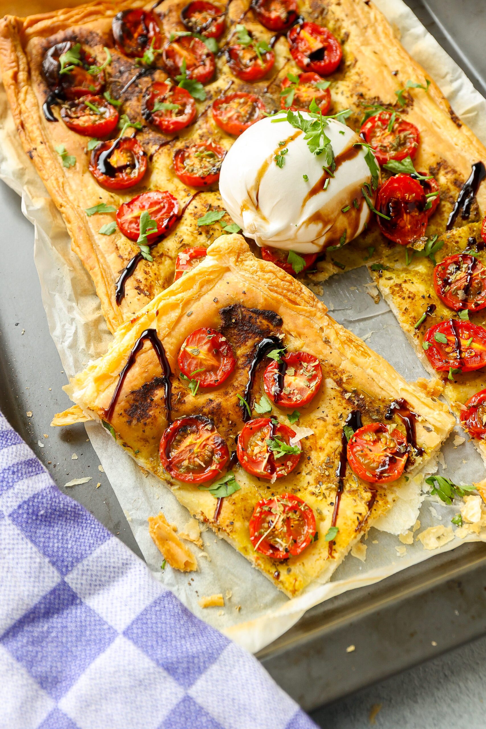 tomaten plaattaart met burrata