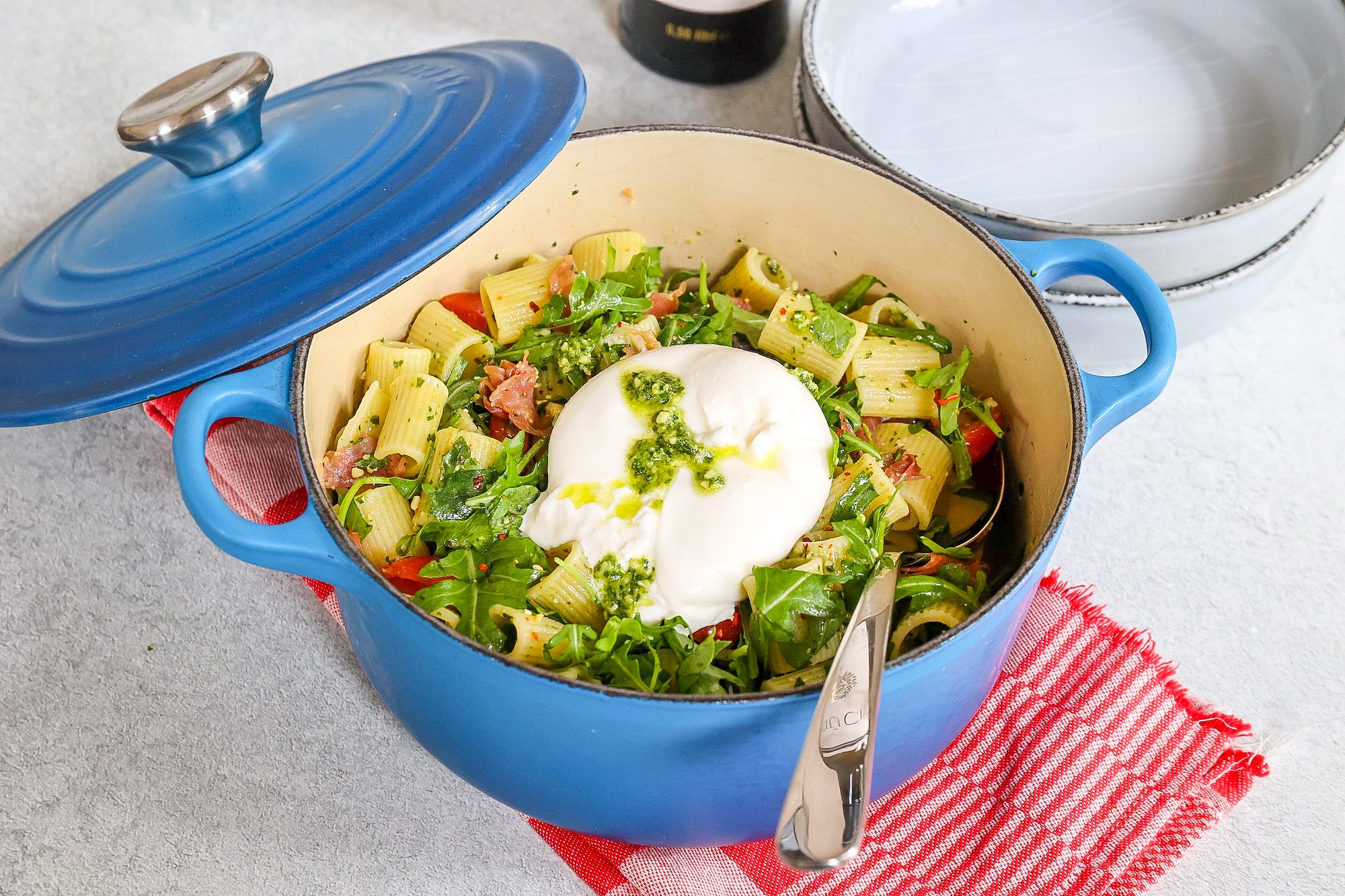 pastasalade met burrata